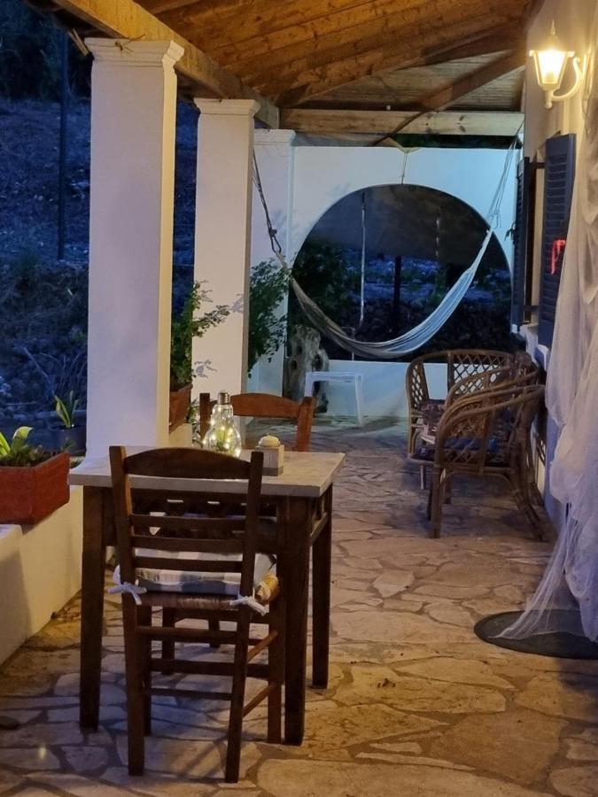 Cozy Corfu Bungalow 5 Minutes To Aqualand Ájosz Joánisz Kültér fotó